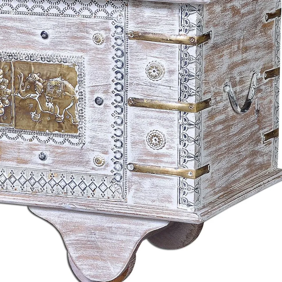 146 cm breite Truhe in Antikweiß mit Bronze - Abraham