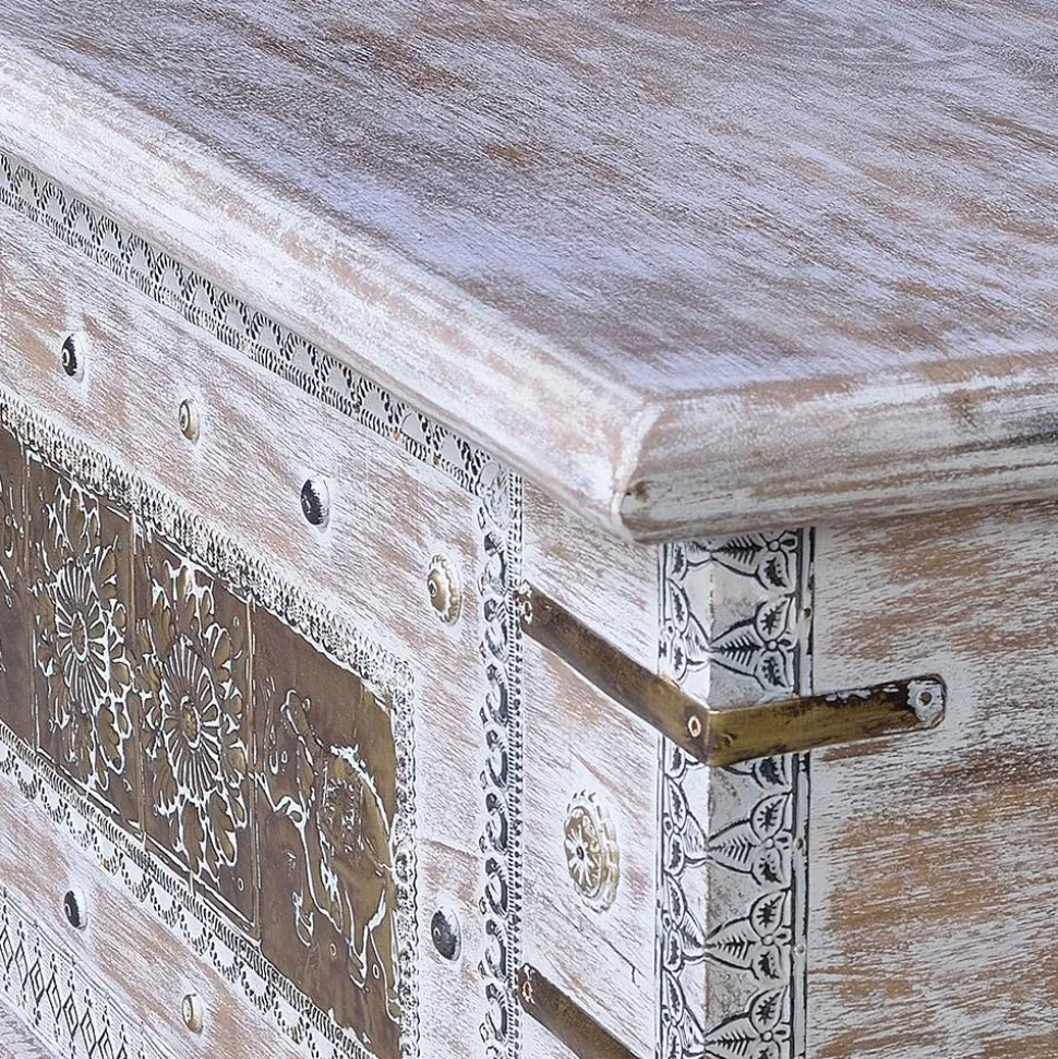 146 cm breite Truhe in Antikweiß mit Bronze - Abraham