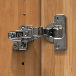 216 cm hoher XXL-Kleiderschrank in Erle - Murray