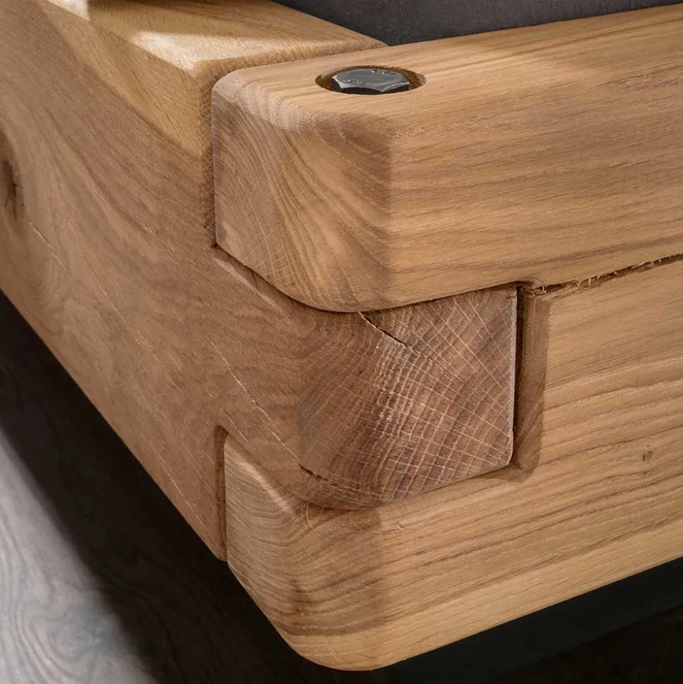 Balkenbett in Schwebeoptik mit Wangengestell - Dominico