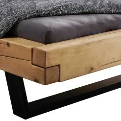 Balkenbett mit Bügelfüßen im rustikalen Stil - Teresina