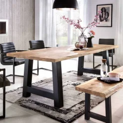 Baumkanten Esstisch Morienta aus Eiche massiv