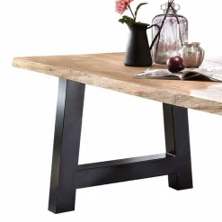 Baumkanten Esstisch Morienta aus Eiche massiv