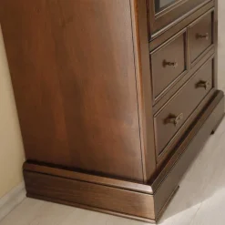 Beleuchtete Vitrine in Walnuss Braun - Istefanio