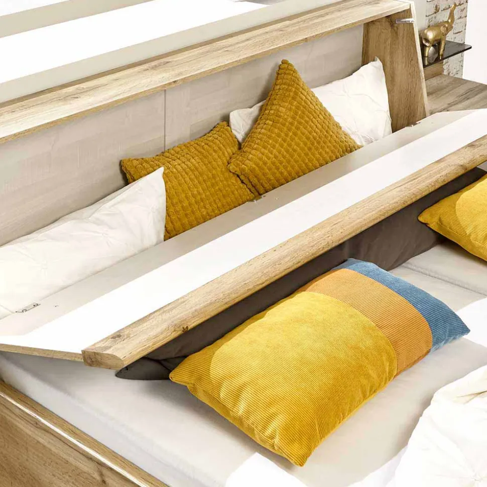 Bett Neriman mit Bettkasten im Kopfteil