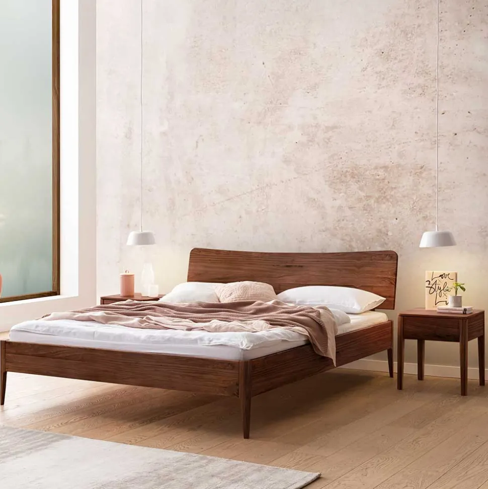 Bettgestell in 140x200 aus Nussbaum Massivholz - Vaslui