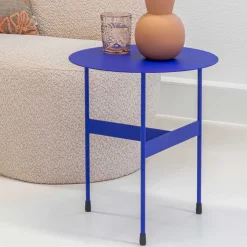 Blauer Beistelltisch aus Stahl - Tegal