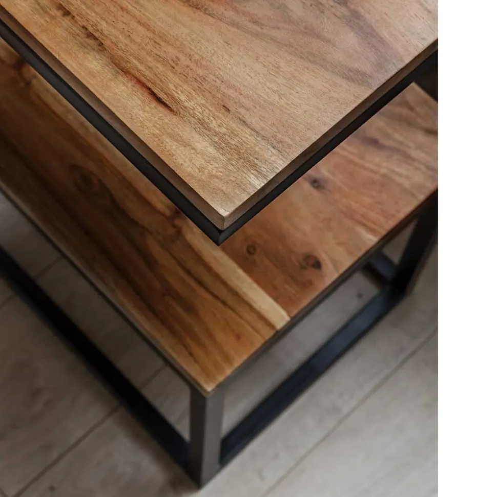 Design Ablagetisch Bebevos mit 60 cm Höhe