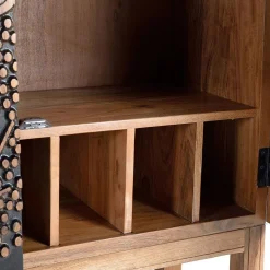 Design Barschrank mit Schnitzerei und Lack - Marcel