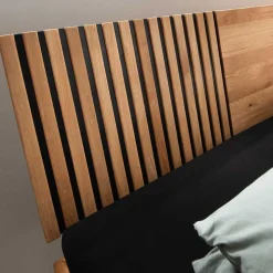 Design Holzbett aus Wildeiche Massivholz - Manarola I