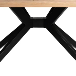 Design-Esstisch mit Baumkanten - Slavidra