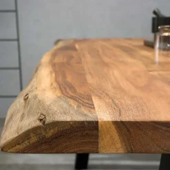 Esstisch mit H-Gestell und Baumkanten Platte - Polardia