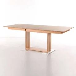 Esstisch Tsinaton aus Kernbuche massiv