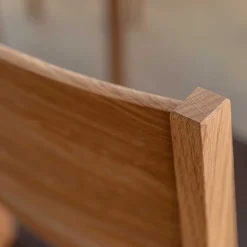 Esstischstuhl aus Wildeiche mit Kunstleder Sitz - Ernestan