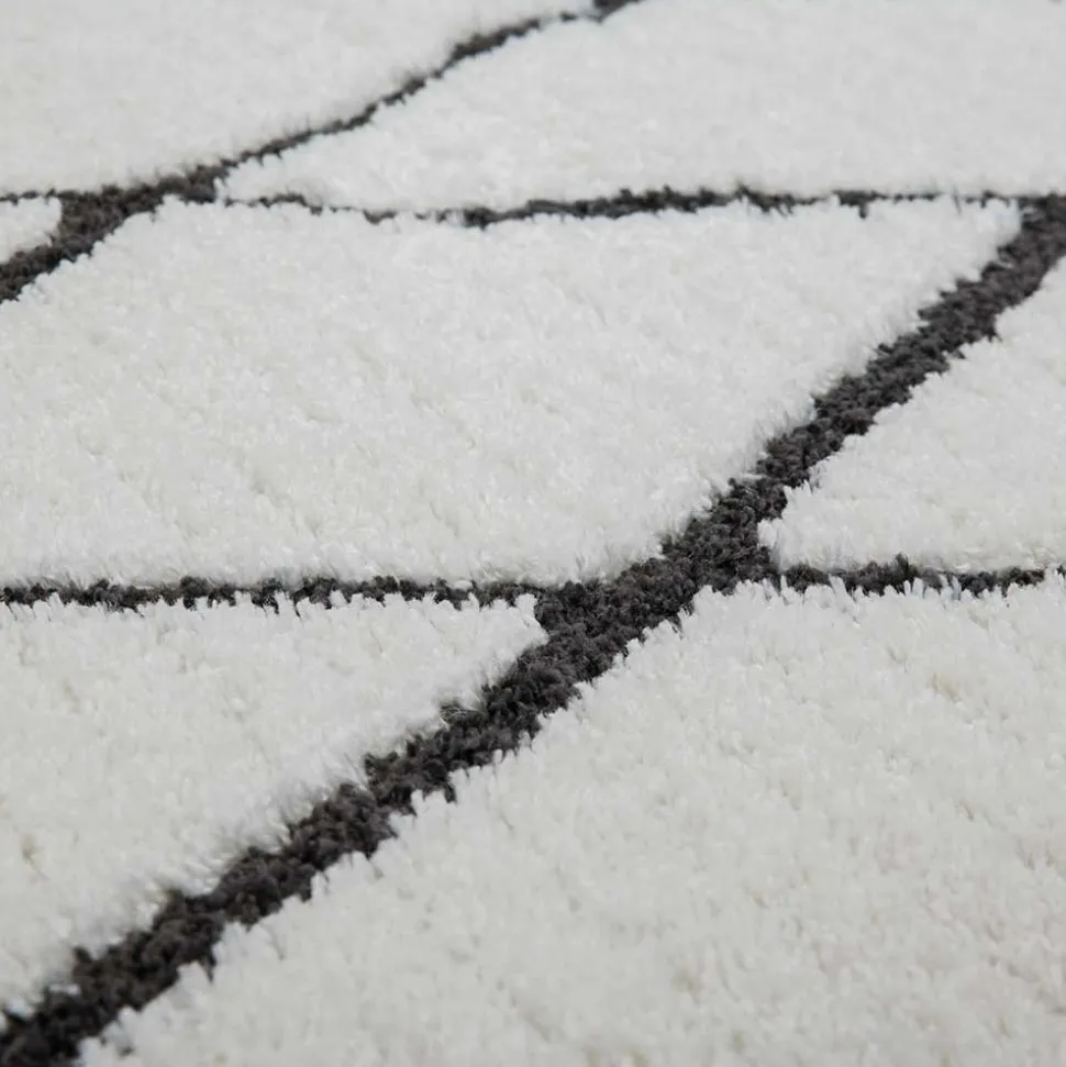 Ethno Style Teppich in Weiß und Schwarz - Blouno