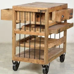 Flaschenkommode Indri auf Rollen