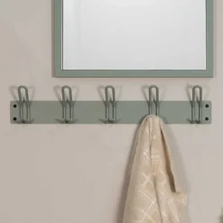 Garderobe in Graugrün pulverbeschichtet - Mecia