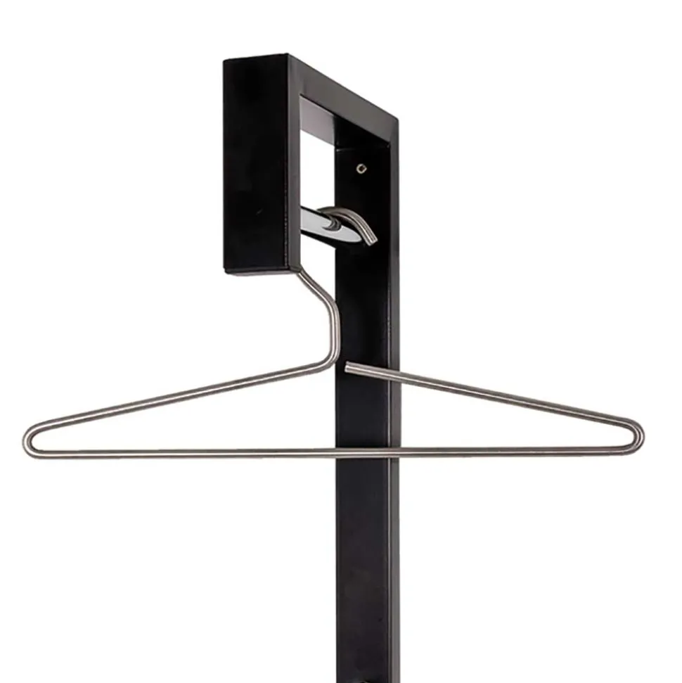 Garderobe Jamie in Schwarz