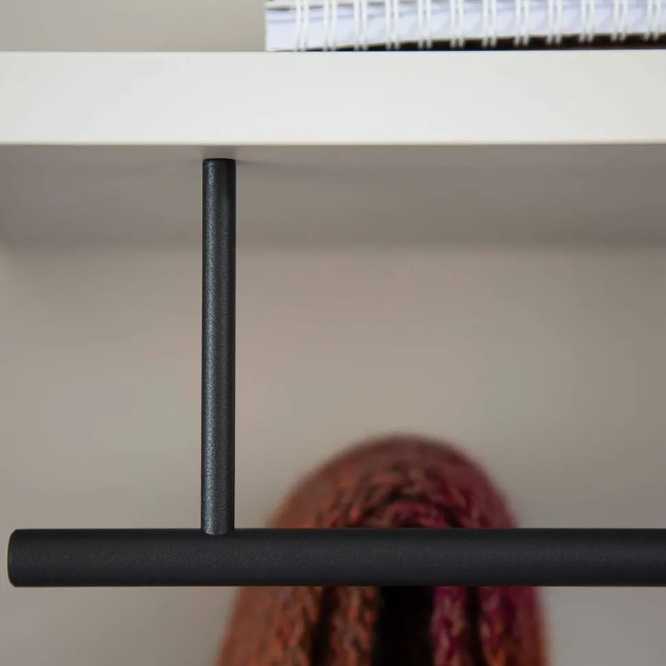 Garderobenpaneel in Lichtgrau mit Wildeiche - Ballina