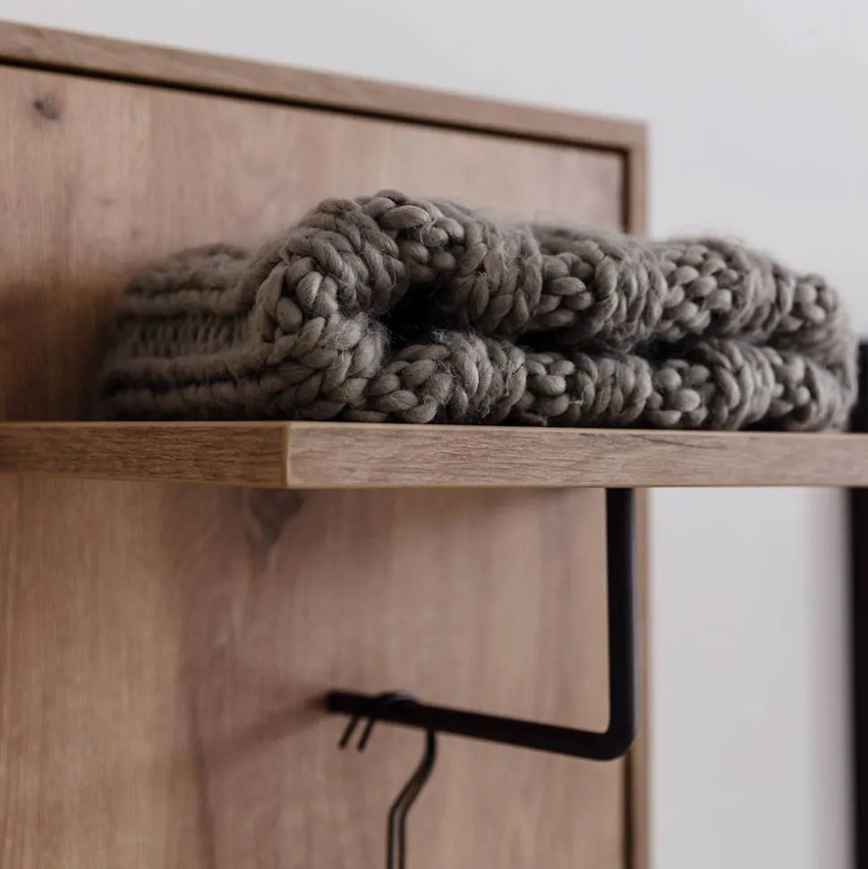 Garderobenpaneel in Wildeiche Optik - Vapposia