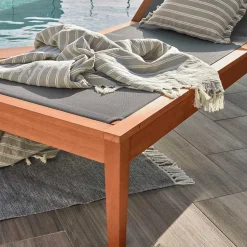 Gartenliege auf Rollen aus Eukalyptusholz - Promo