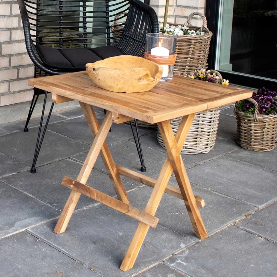 Geölter Gartentisch aus Teak Massivholz - Adaja