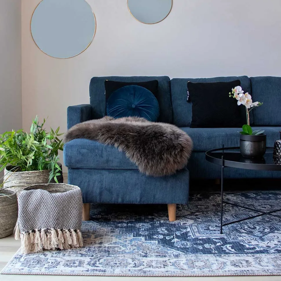 Gemusterter Teppich im Orientalischen Stil - Ticleny