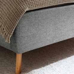 Gepolstertes Stauraumbett in Grau Stoff - Puni