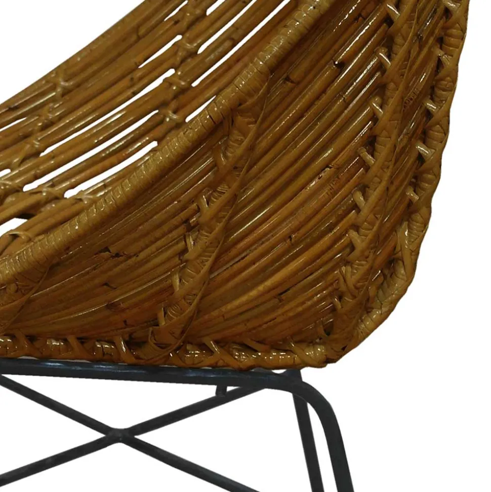 Gerundeter Designstuhl aus Rattan Geflecht Natur - Makan