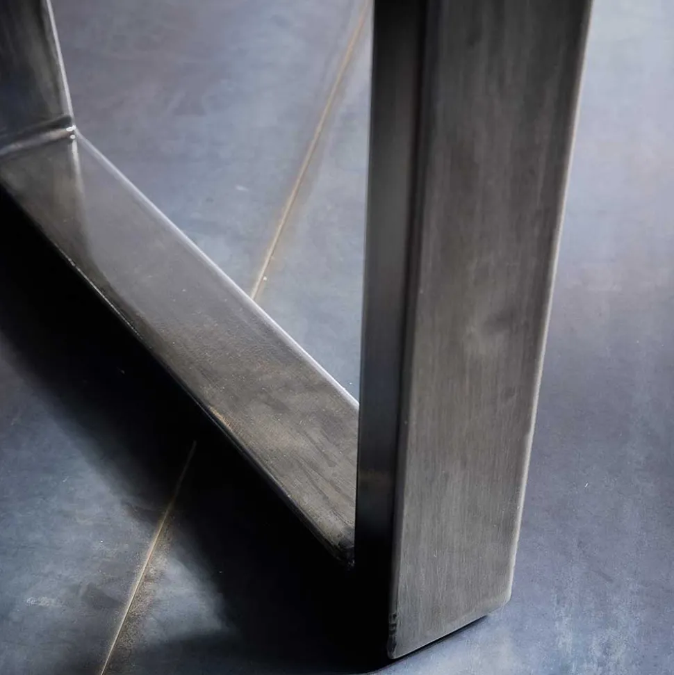 Grauer Baumkanten Esstisch Risa im Loft Style