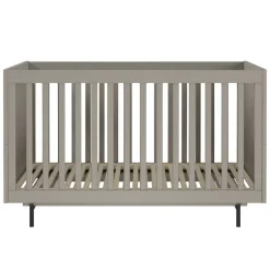Graues Kinderbett mit Gitterseiten - Suzanas