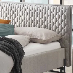 Graues Polsterbett im Skandi Design - Fabia