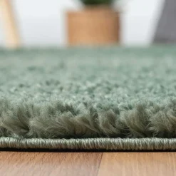 Grüner Teppich mit 4 cm Hochflor - Pereza
