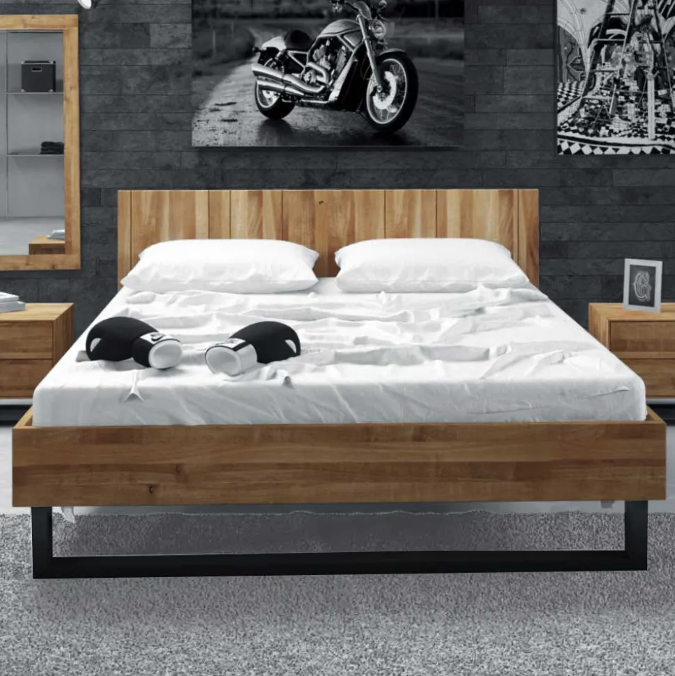 Holzbett Manzey aus Wildeiche Massivholz