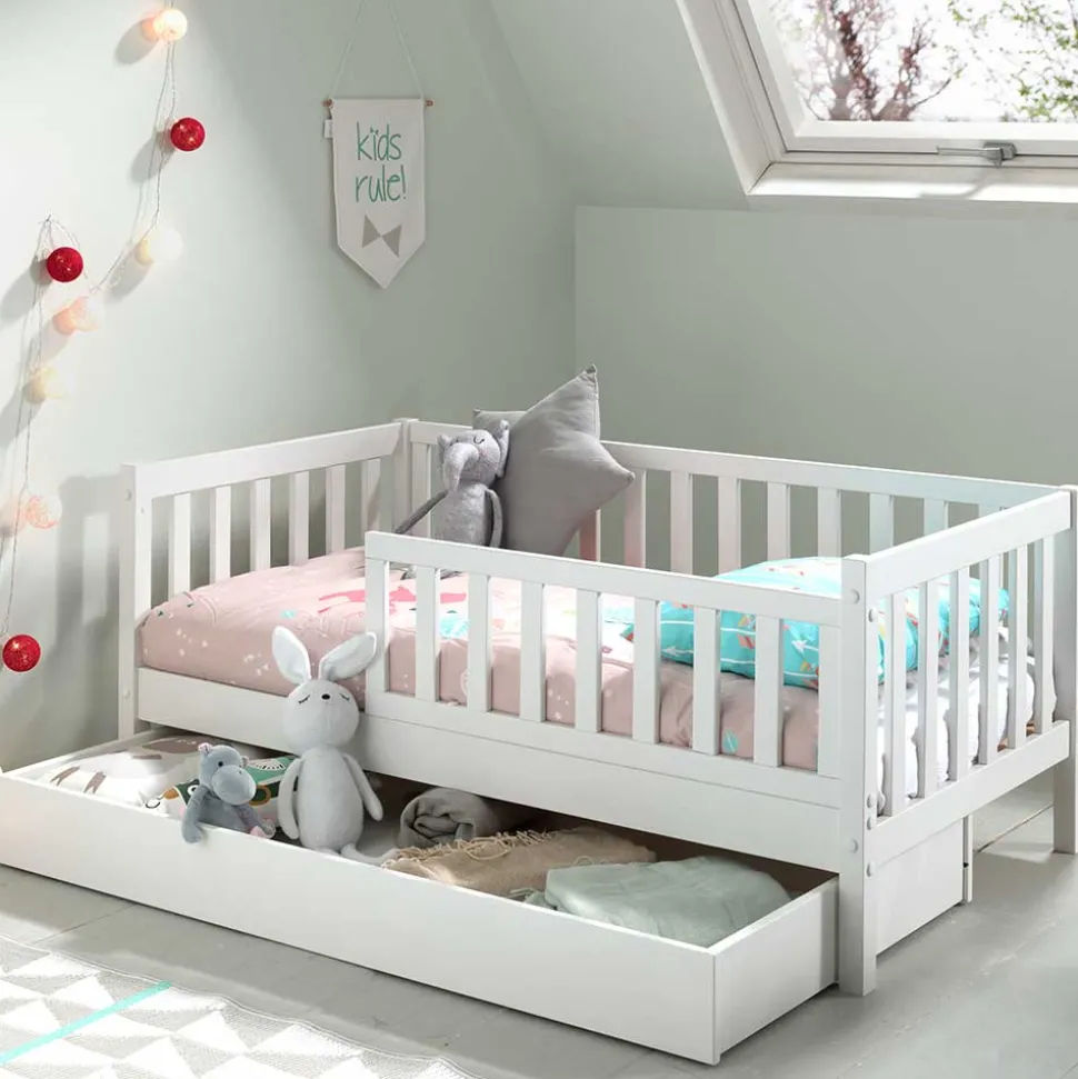 Kinderbett in 140x70 mit Rausfallschutz - Cospa