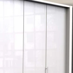 Kleiderschrank mit zwei Falttüren in Weiß - Dolienca