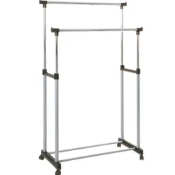 Kleiderwagen Aaltje auf Rollen