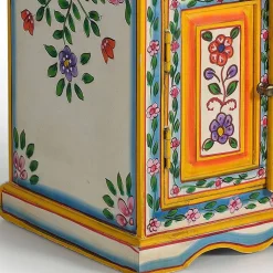 Kommode in farbenfroher Gestaltung - Career