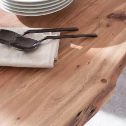 Loft Style Esszimmertisch mit Baumkanten - Locceri