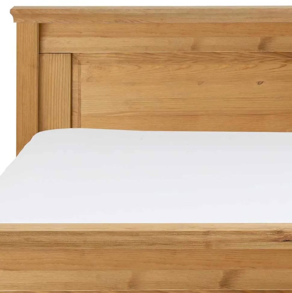 Massives Bett im klassischen Design - Piatra