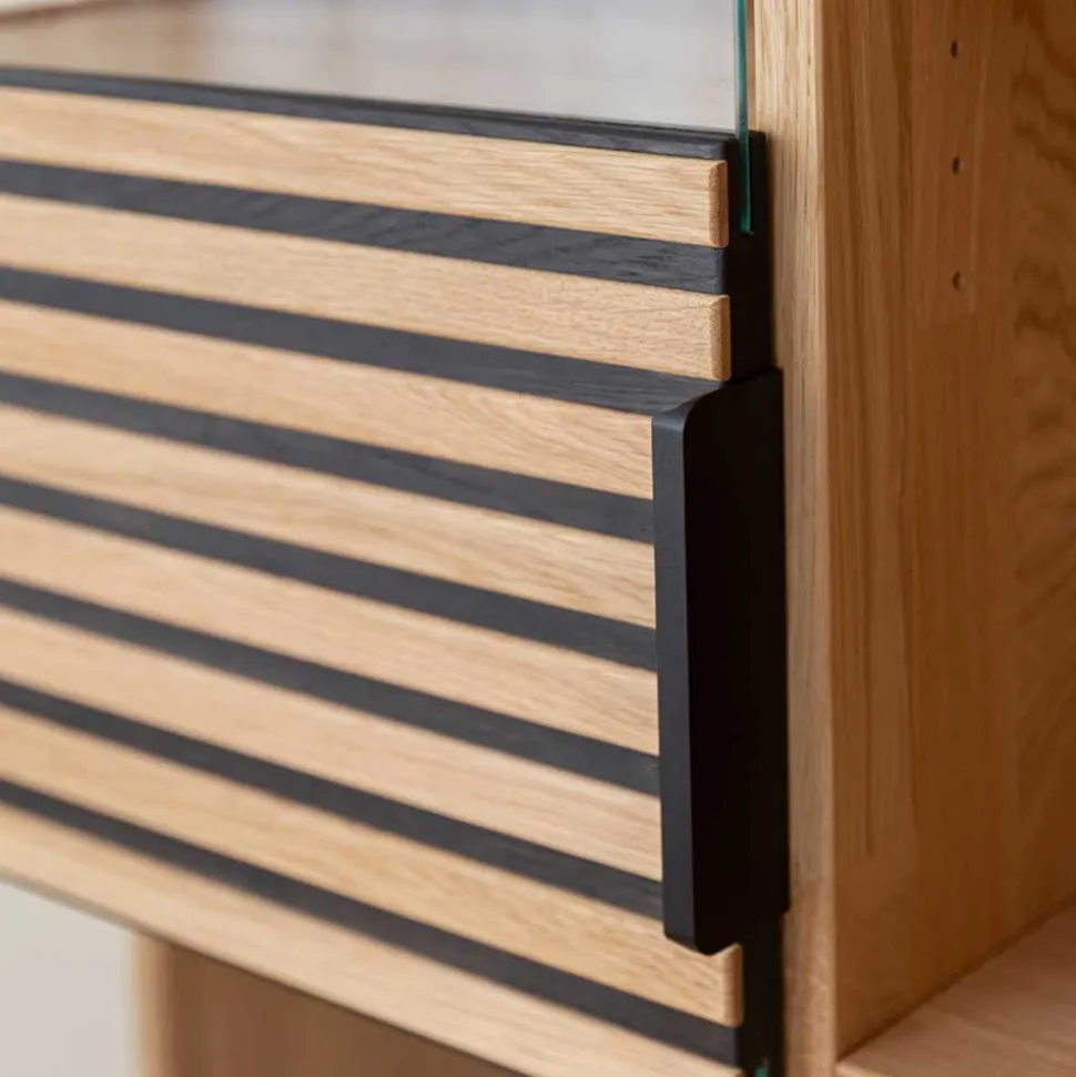 Massivholz Vitrine in Eiche mit Schwarz - Eribella