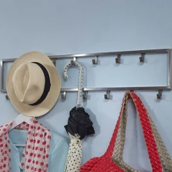 Minimalistische Wandgarderobe mit 15 Kleiderhaken - Mialan