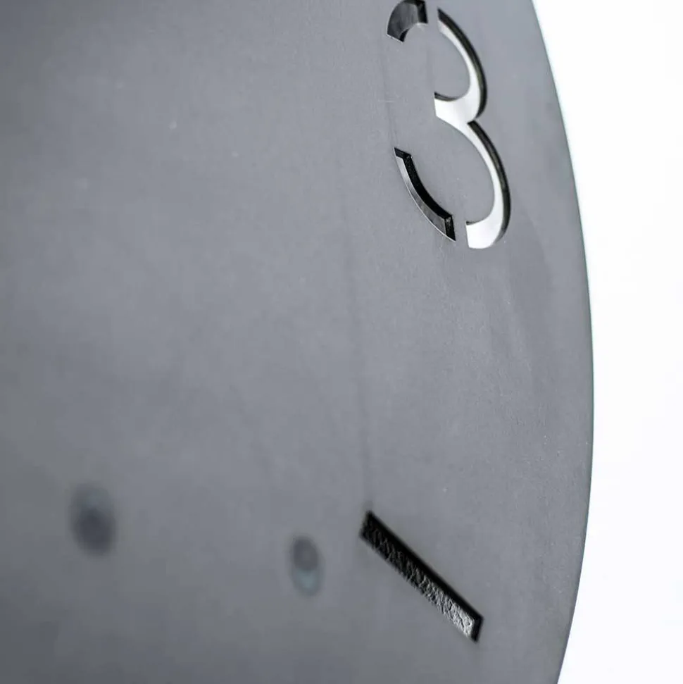 Moderne Wanduhr aus Stahl in Rund - Emsa