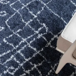 Moderner Hochflor Teppich in Blau mit Creme - Luzian