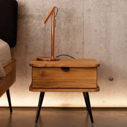 Nachttisch mit Schublade aus Wildeiche - Casarius