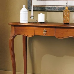 Nussbaum Furnier Konsolentisch Lurna klassisch