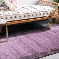 Pflegeleichter Teppich in Violett - Mutano