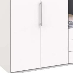 Praktisch aufgeteilter Kleiderschrank in Weiß - Donpiave