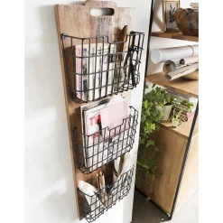 Regal aus Altholz mit Gitterkörben - Dosa