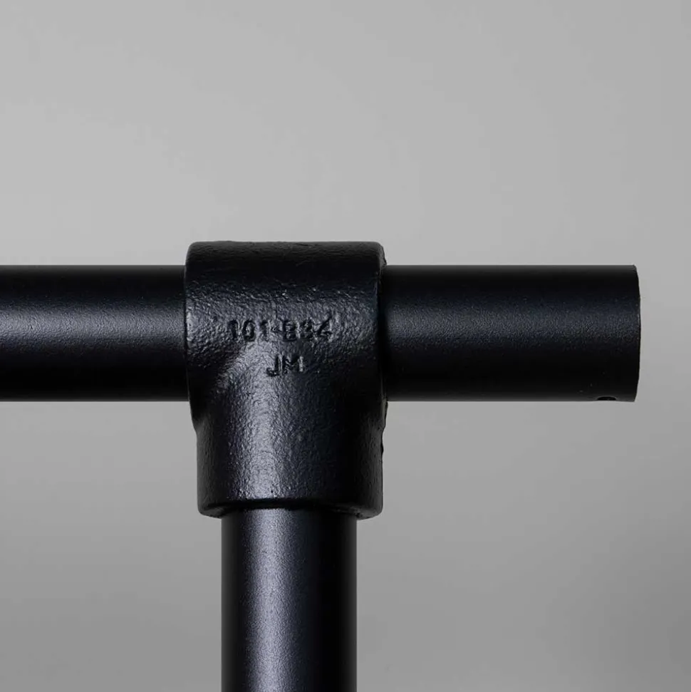 Rollgarderobe in Schwarz - Tesalon